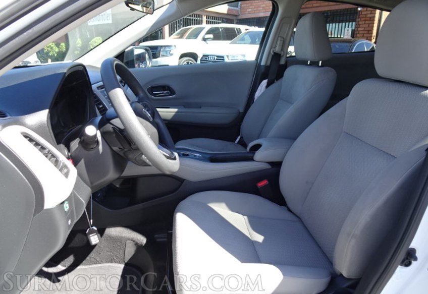 2017 Honda HR-V - Image 24