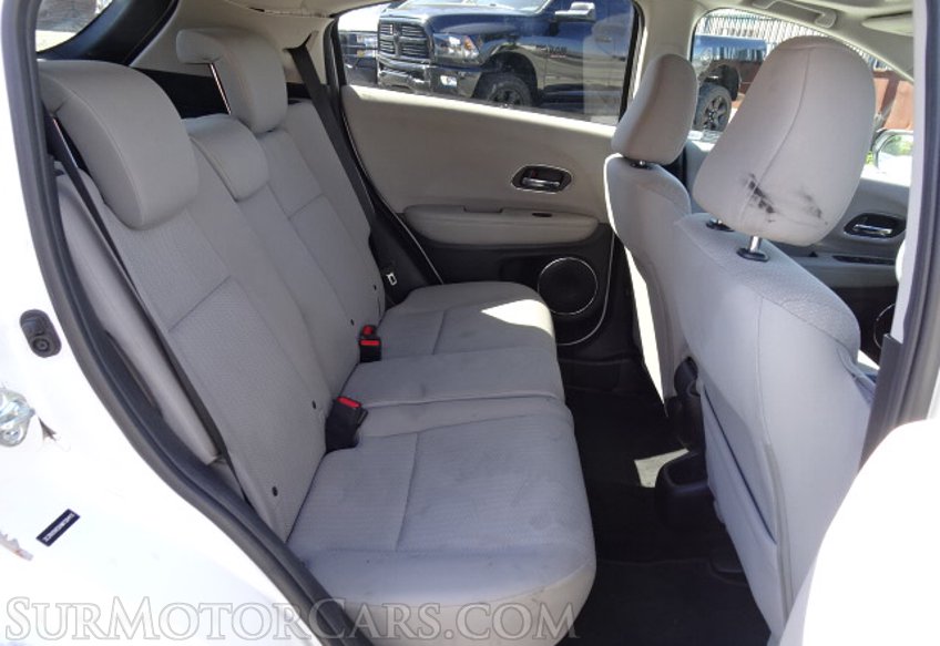 2017 Honda HR-V - Image 29