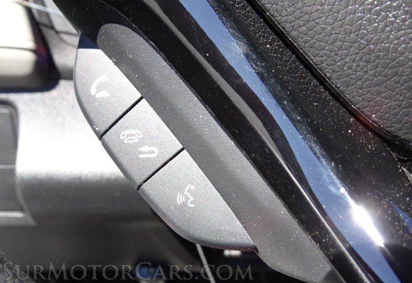 2017 Honda HR-V - Image 35