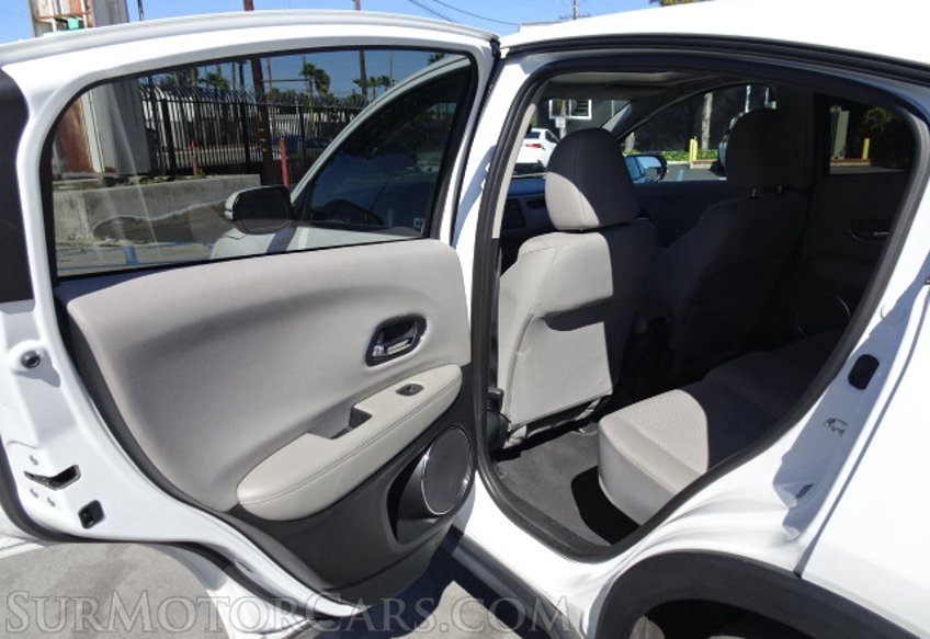 2017 Honda HR-V - Image 22