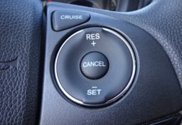 2017 Honda HR-V - Image 34