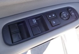 2017 Honda HR-V - Image 39