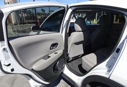 2017 Honda HR-V - Image 22