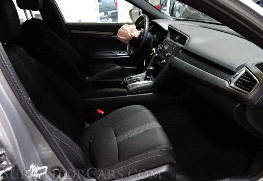 2017 Honda Civic Hatchback - Image 31