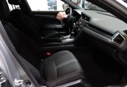 2017 Honda Civic Hatchback - Image 31