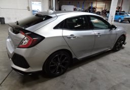 2017 Honda Civic Hatchback - Image 9