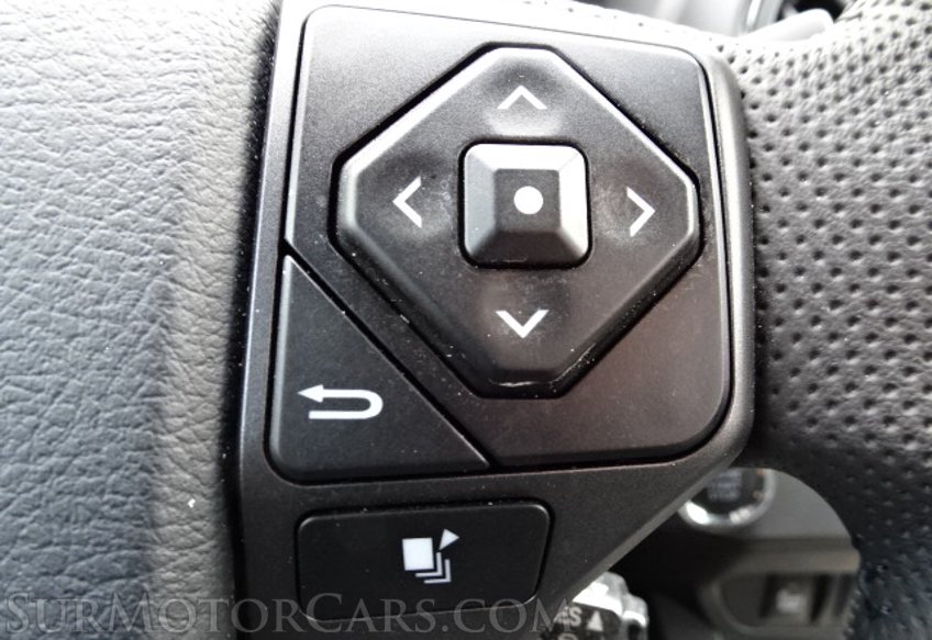 2019 Toyota Tacoma - Image 39