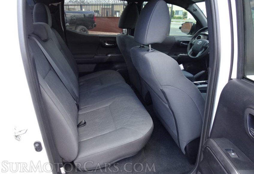 2019 Toyota Tacoma - Image 36