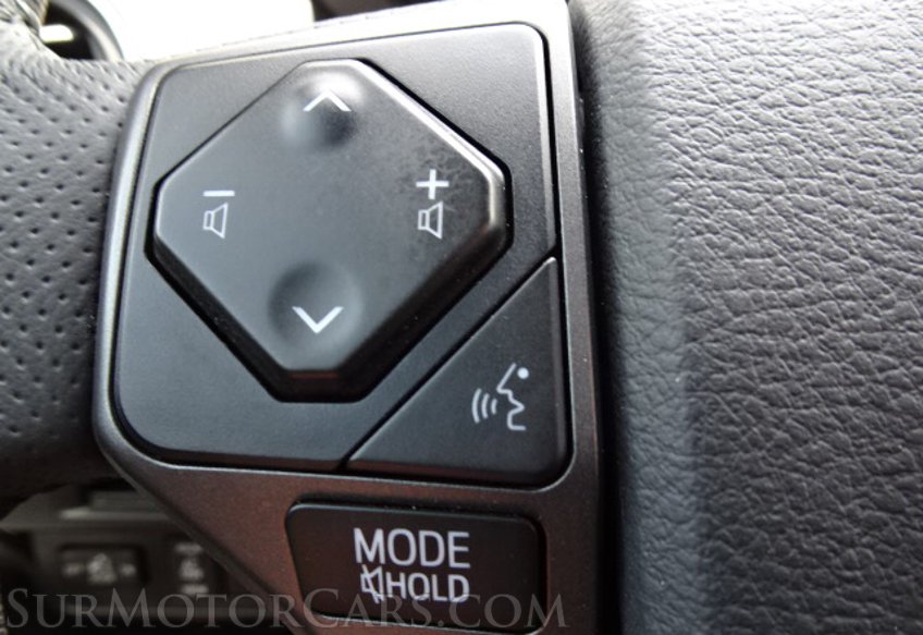 2019 Toyota Tacoma - Image 40