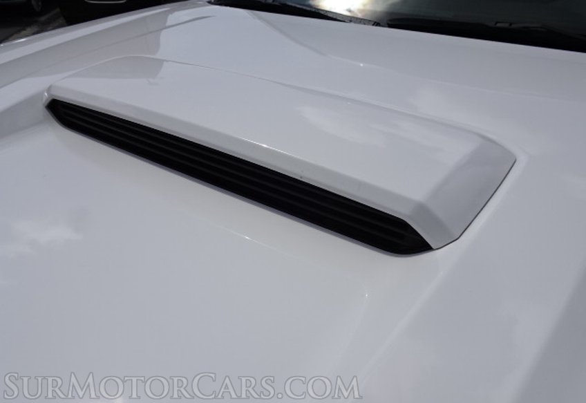 2019 Toyota Tacoma - Image 16