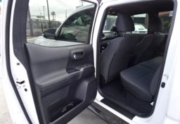 2019 Toyota Tacoma - Image 27