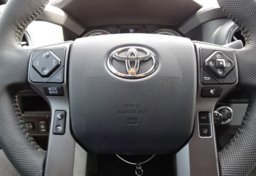 2019 Toyota Tacoma - Image 38