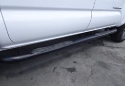 2019 Toyota Tacoma - Image 18