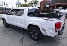 2019 Toyota Tacoma - Image 6
