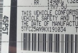 2019 Toyota Tacoma 4WD - Image 9