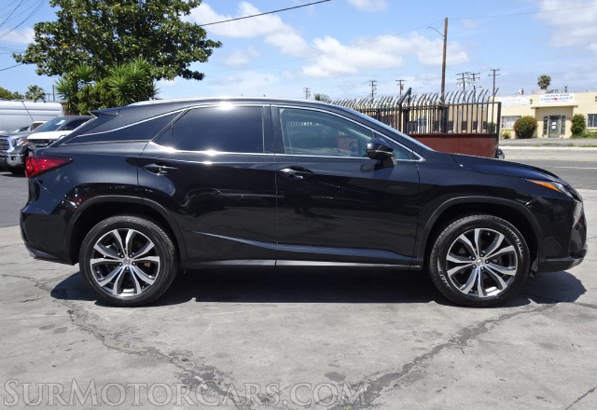 2017 Lexus RX - Image 9