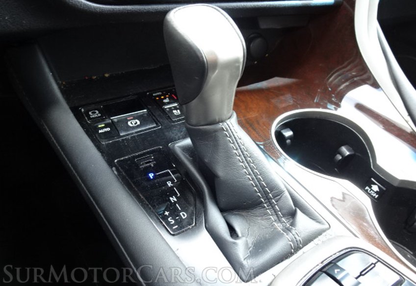 2017 Lexus RX - Image 47