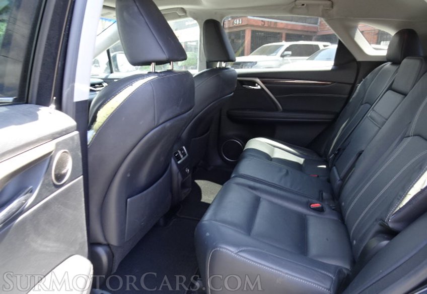 2017 Lexus RX - Image 30