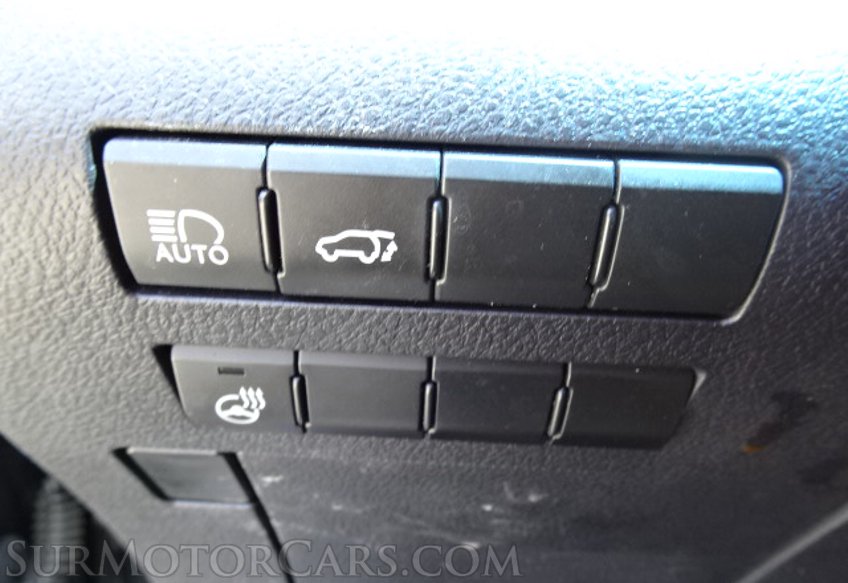 2017 Lexus RX - Image 38