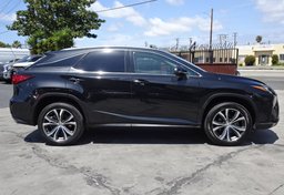 2017 Lexus RX - Image 9