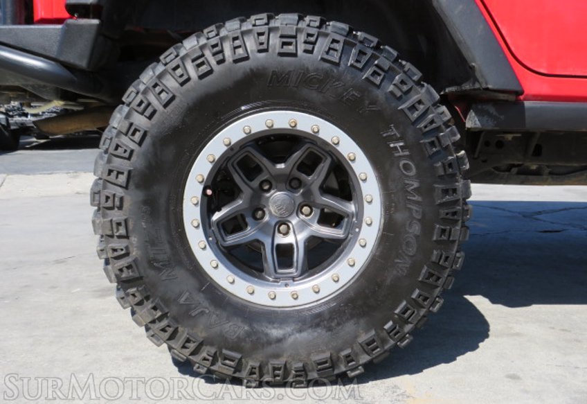 2015 Jeep Wrangler Unlimited - Image 16