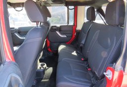 2015 Jeep Wrangler Unlimited - Image 27