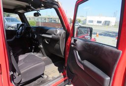 2015 Jeep Wrangler Unlimited - Image 20