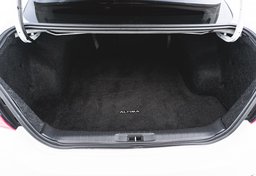 2017 Nissan Altima - Image 41