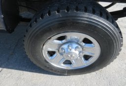2014 Ram 3500 - Image 25