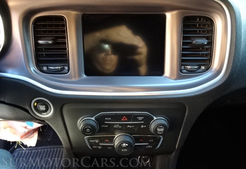 2019 Dodge Charger - Image 38