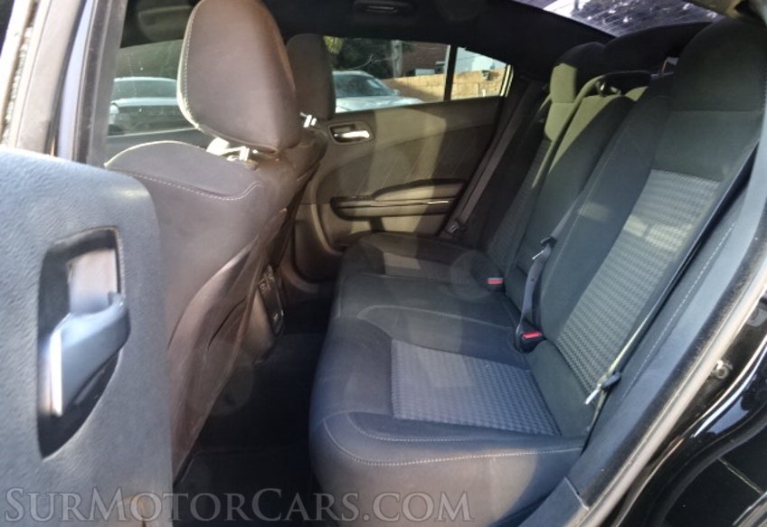 2019 Dodge Charger - Image 28