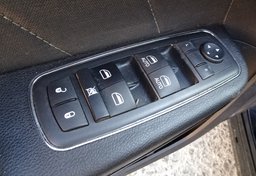 2019 Dodge Charger - Image 37