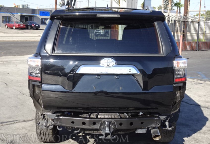2019 Toyota 4Runner - Image 12