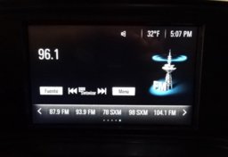 2018 Chevrolet Silverado 1500 - Image 34