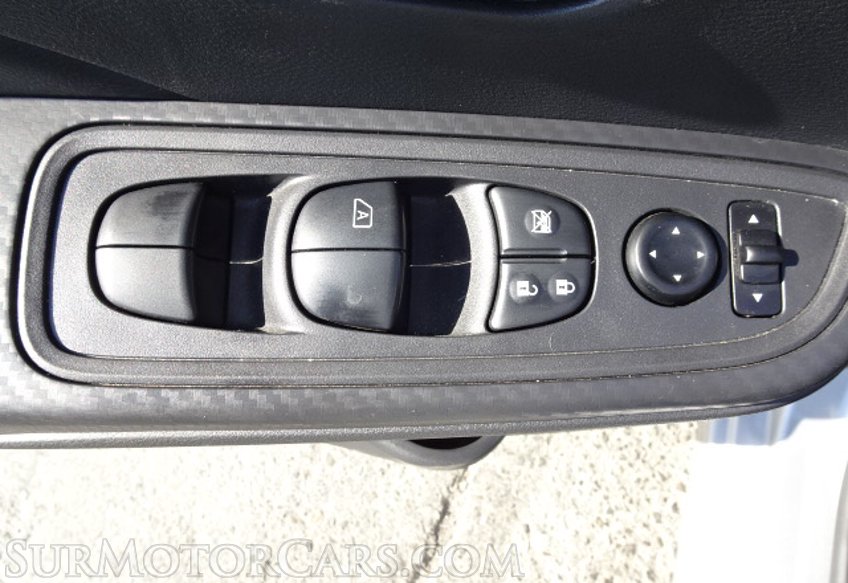 2020 Nissan Versa - Image 37