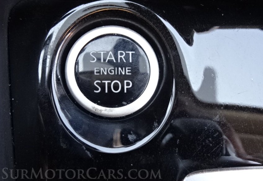 2020 Nissan Versa - Image 35