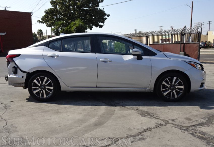 2020 Nissan Versa - Image 5