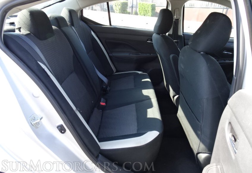 2020 Nissan Versa - Image 24
