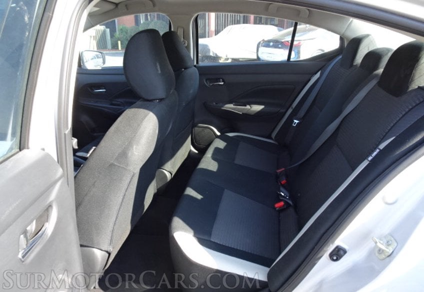 2020 Nissan Versa - Image 27