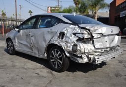 2020 Nissan Versa - Image 9