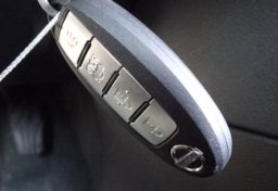 2020 Nissan Versa - Image 34
