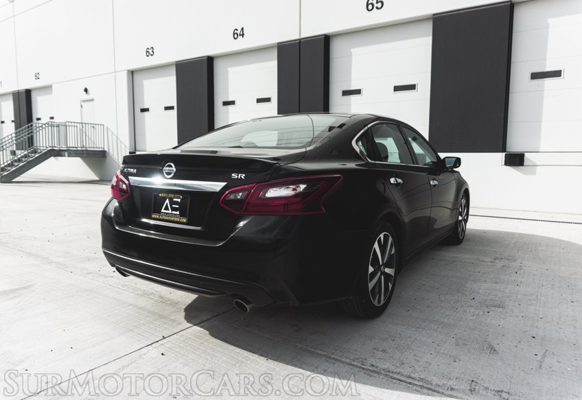 2017 Nissan Altima - Image 15