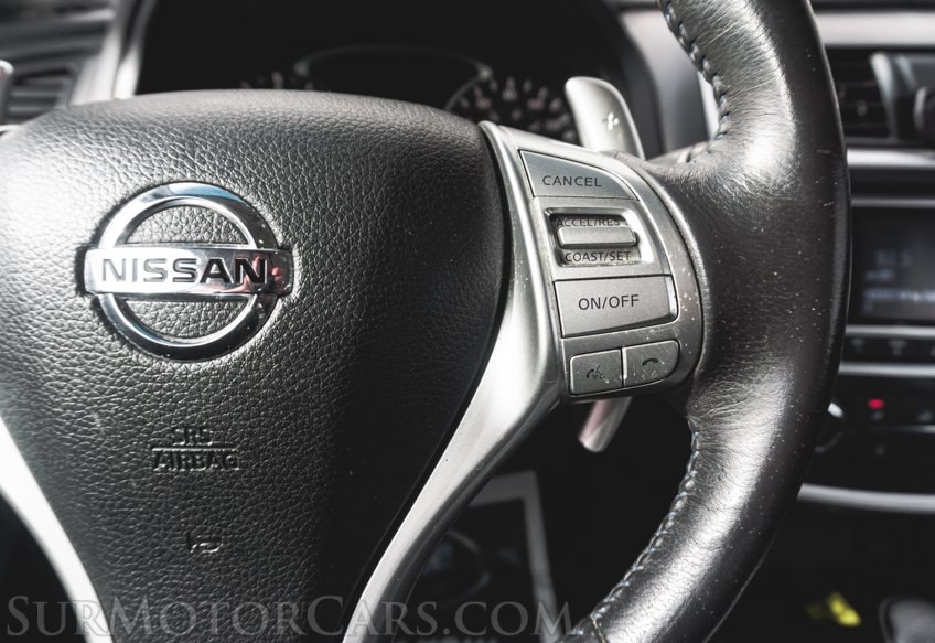 2017 Nissan Altima - Image 24