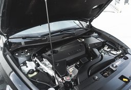 2017 Nissan Altima - Image 30