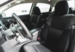 2017 Nissan Altima - Image 36