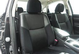 2017 Nissan Altima - Image 37