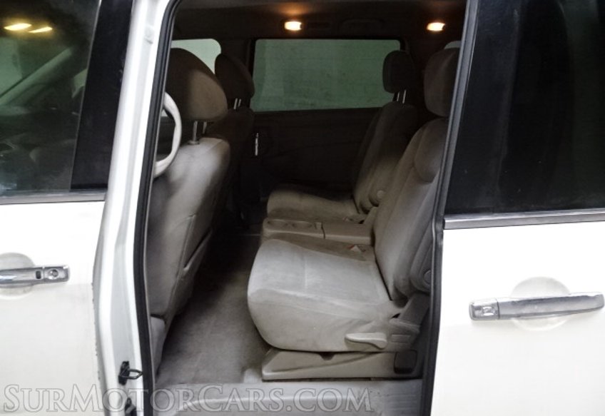 2015 Nissan Quest - Image 25
