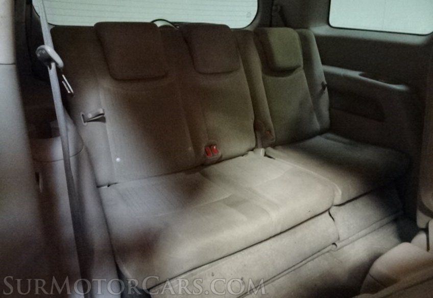 2015 Nissan Quest - Image 30