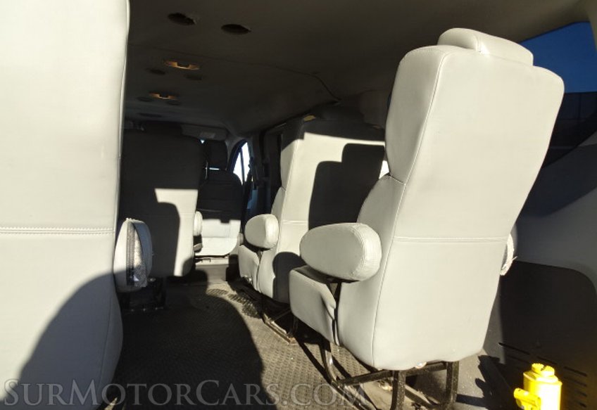 2017 Ford Transit Wagon - Image 30