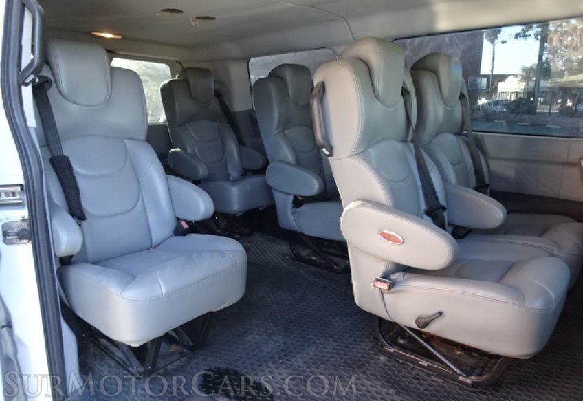 2017 Ford Transit Wagon - Image 27